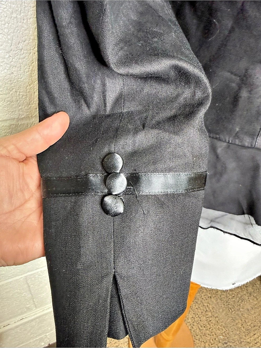 Y2k bebe Black Ruffle Tie Front Blazer Size Medium - Picture 7 of 8